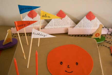 Cake-and-balloon-face